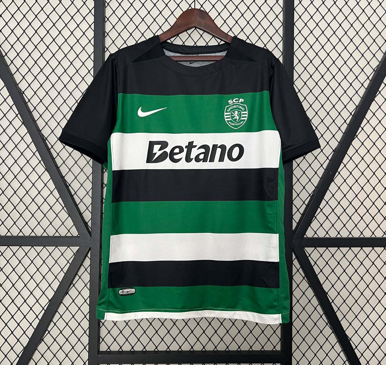 Maglia Sporting Lisbona home 24/25